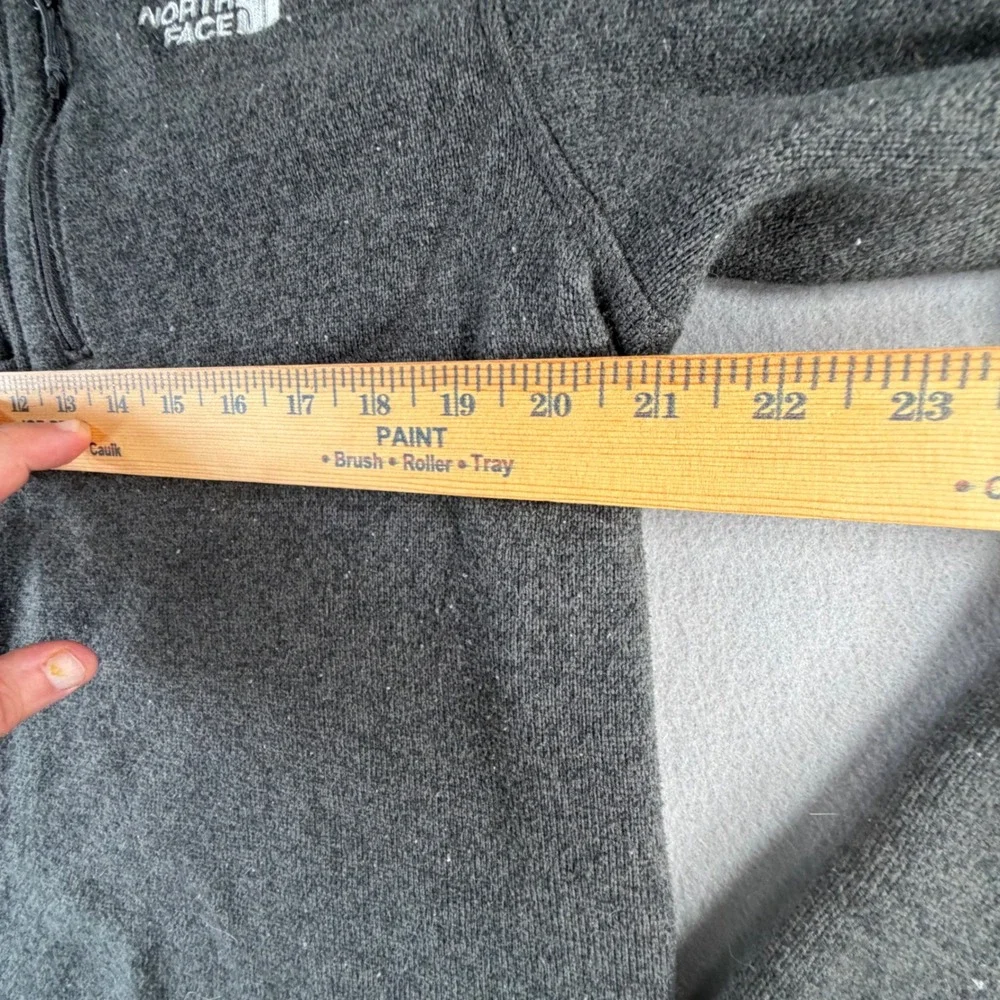 The North Face Gordon Lyons Quarter Zip Fleece Pullover Sweater Gray Mens Large
